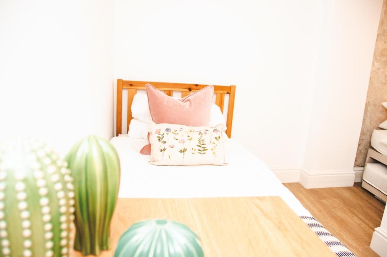 באת' Garden Flat In Period Property Centrally Located מראה חיצוני תמונה